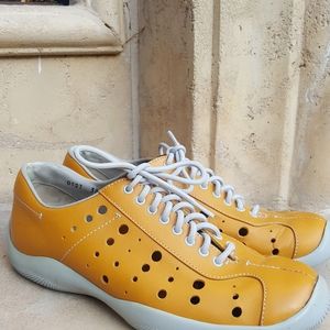 Prada Womens 38 1/2 Italian Leather Sneakers